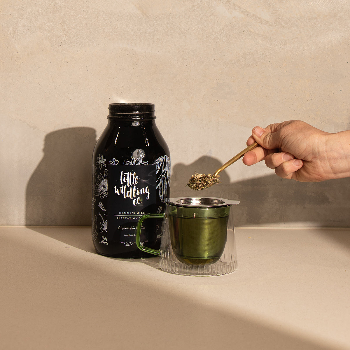 Mamma's Milk organic lactation tea for breastfeeding